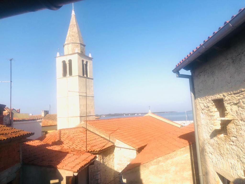 Istrian Stone House In The Heart Of The Beautiful Fishing Village Fazana - Only Few Steps From The Sea And The Wonderful Beach - Incl Plasma-Quad-Plus-Filter Against C O V I D Exterior photo