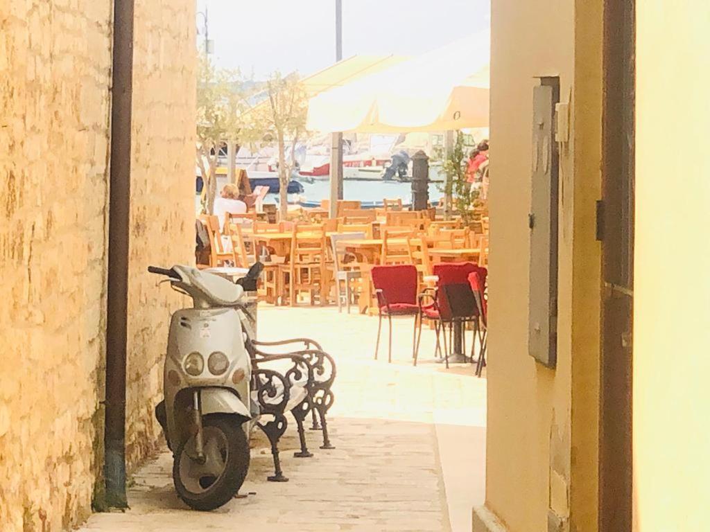 Istrian Stone House In The Heart Of The Beautiful Fishing Village Fazana - Only Few Steps From The Sea And The Wonderful Beach - Incl Plasma-Quad-Plus-Filter Against C O V I D Exterior photo