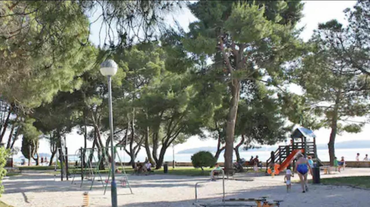 Istrian Stone House In The Heart Of The Beautiful Fishing Village Fazana - Only Few Steps From The Sea And The Wonderful Beach - Incl Plasma-Quad-Plus-Filter Against C O V I D Exterior photo