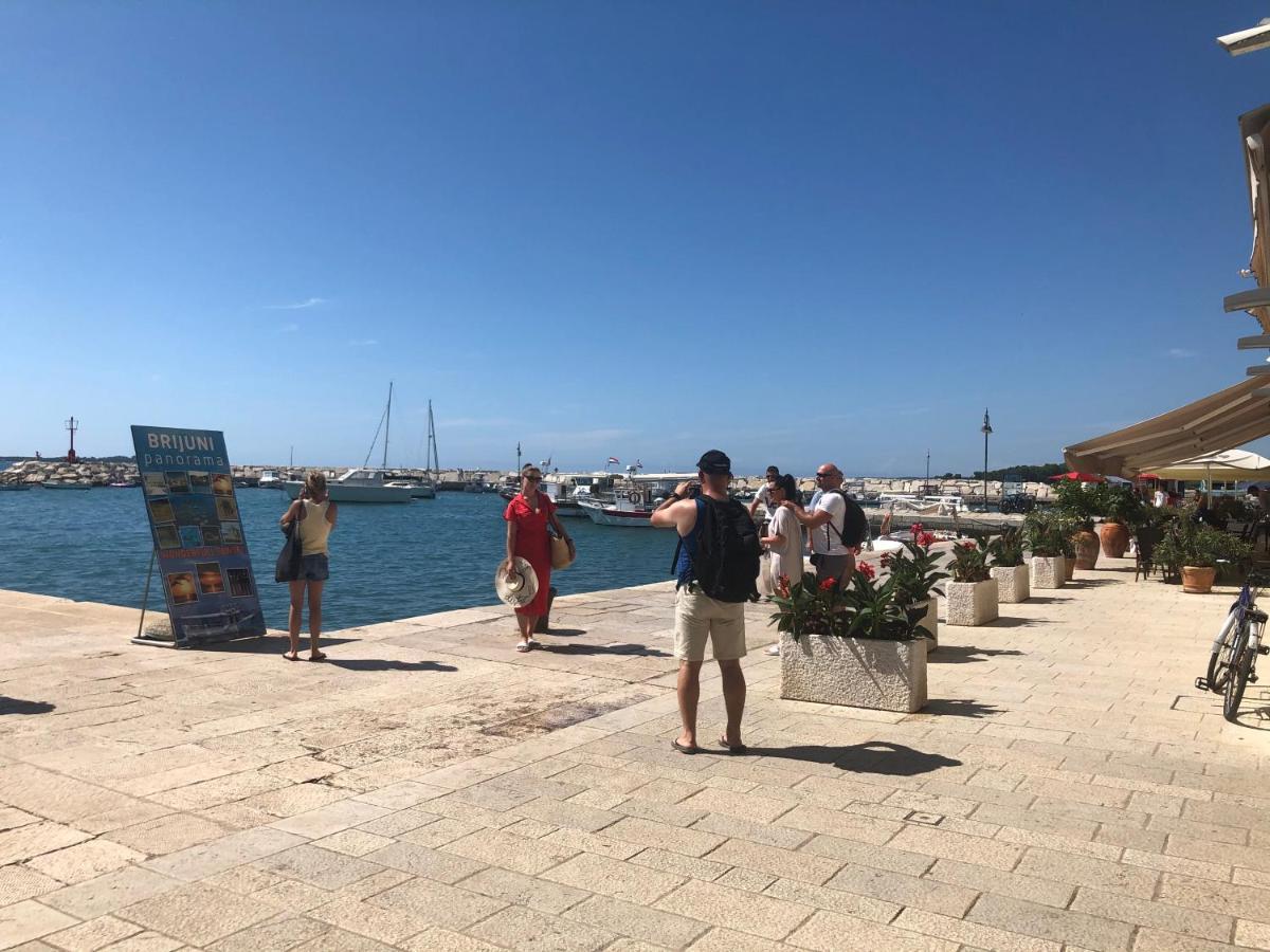 Istrian Stone House In The Heart Of The Beautiful Fishing Village Fazana - Only Few Steps From The Sea And The Wonderful Beach - Incl Plasma-Quad-Plus-Filter Against C O V I D Exterior photo