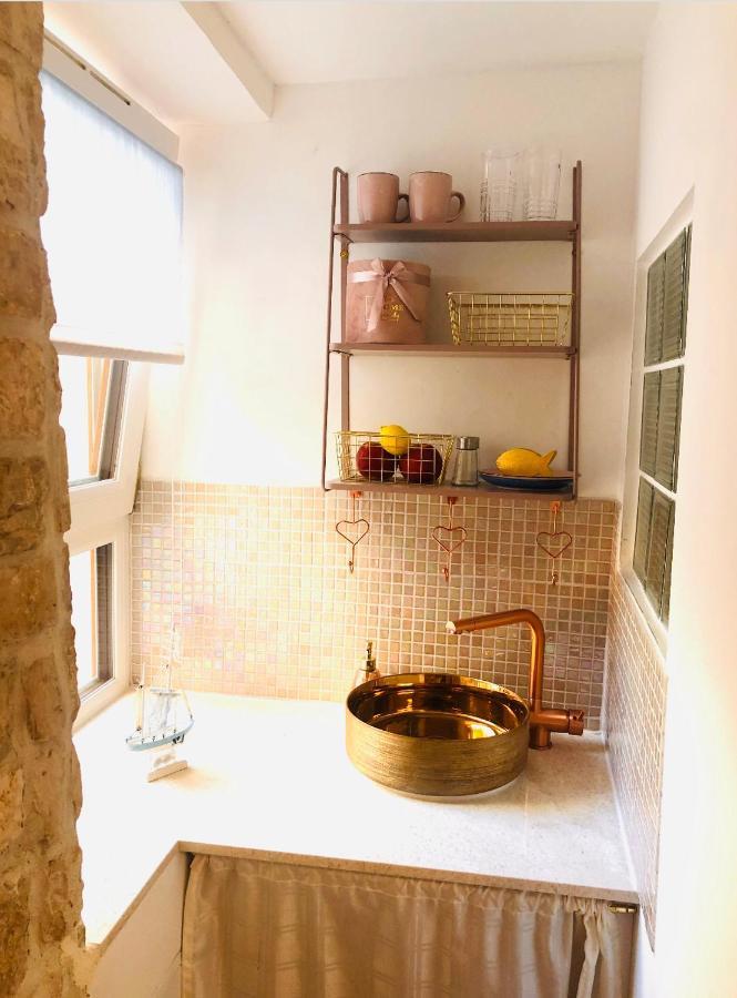 Istrian Stone House In The Heart Of The Beautiful Fishing Village Fazana - Only Few Steps From The Sea And The Wonderful Beach - Incl Plasma-Quad-Plus-Filter Against C O V I D Exterior photo